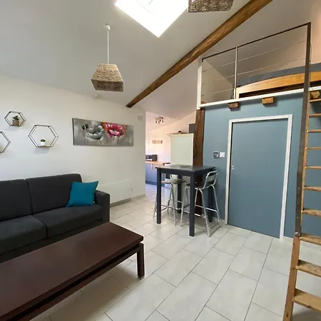 De La Marniere Mouchamps